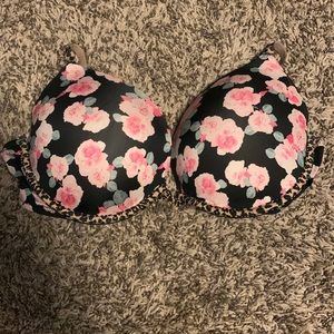 VS Push-up Bra